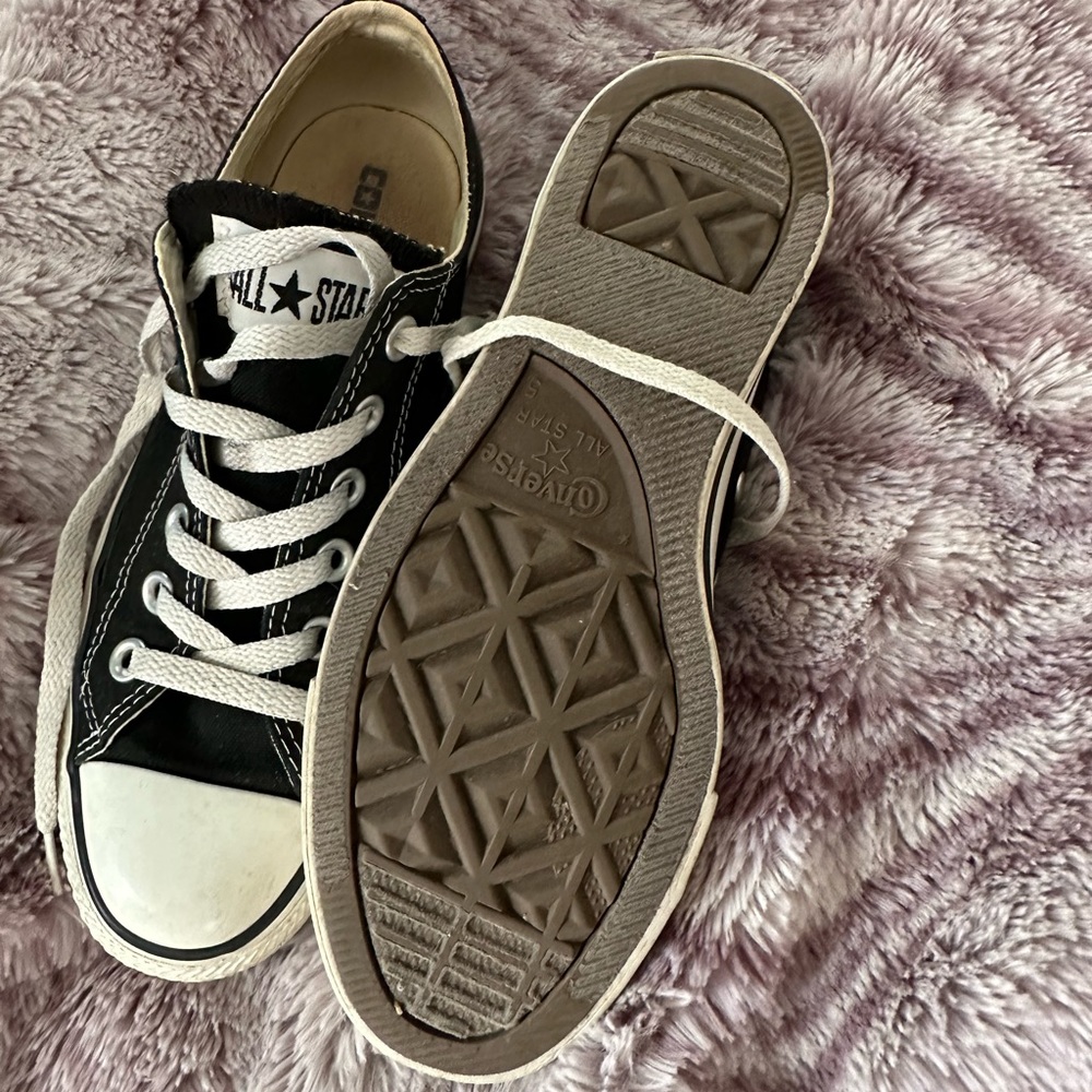 Converse - Picture 2 of 6